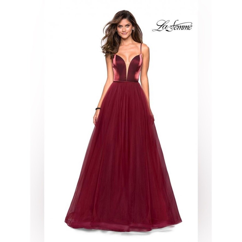 La Femme 27485 Burgundy Metallic Tulle Prom Gown – Size 4 – NWT